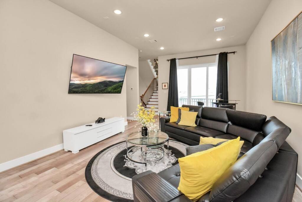 Beautiful Luxurious Houston Galleria Home المظهر الخارجي الصورة