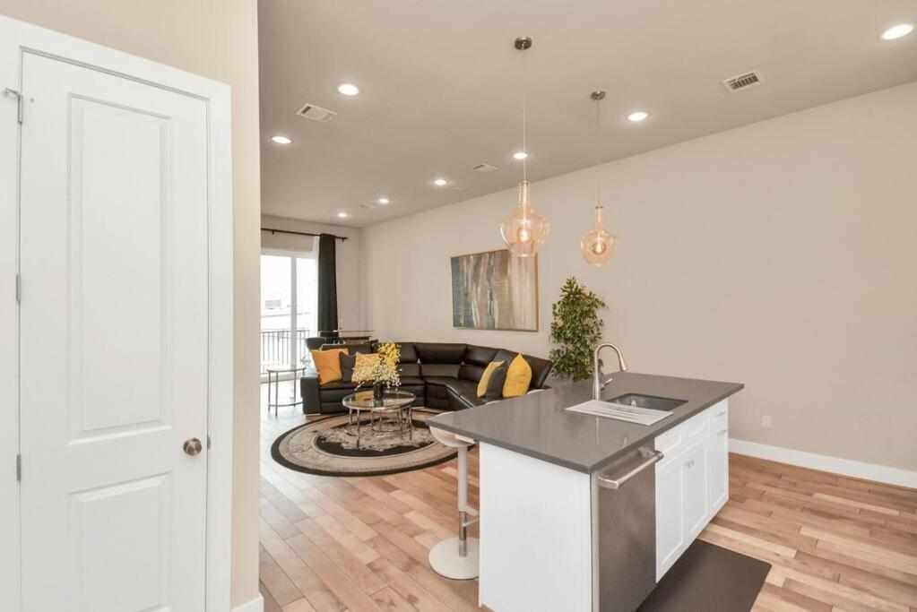 Beautiful Luxurious Houston Galleria Home المظهر الخارجي الصورة